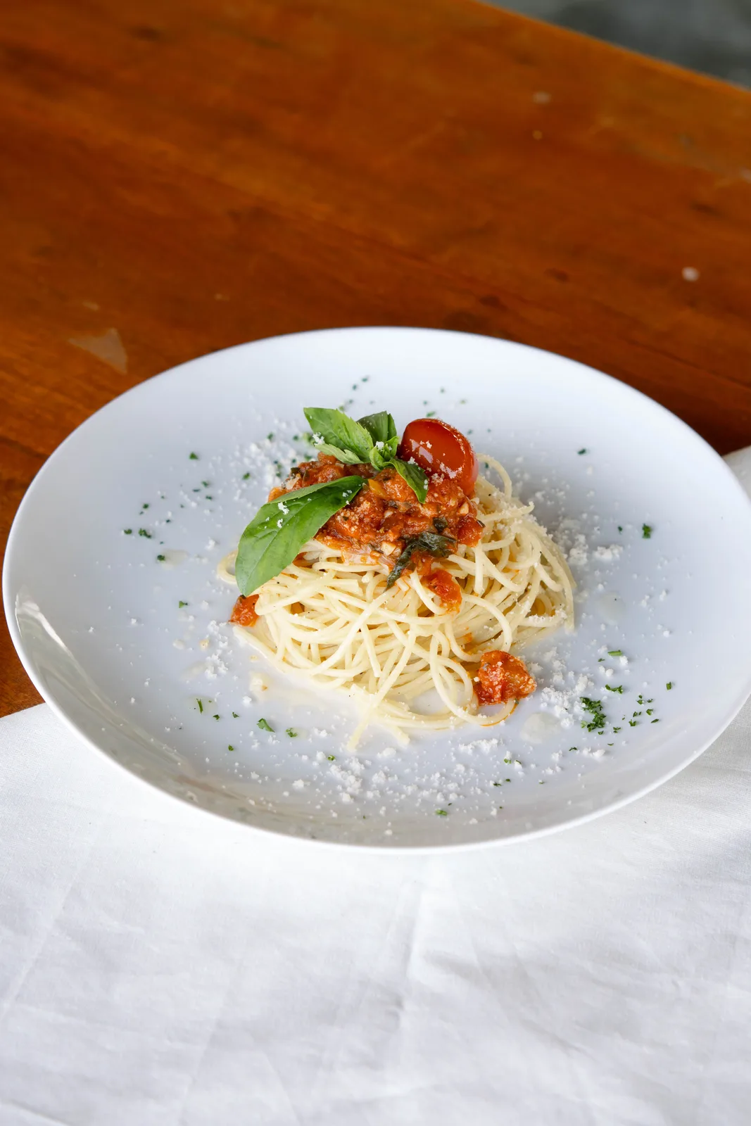 Spaghetti with tomato basil sauce
